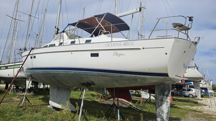 BENETEAU OCEANIS 42 CC - 4