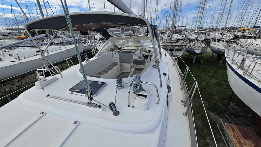 BENETEAU OCEANIS 42 CC - 8