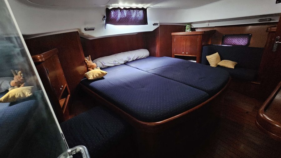 BENETEAU OCEANIS 42 CC - 14