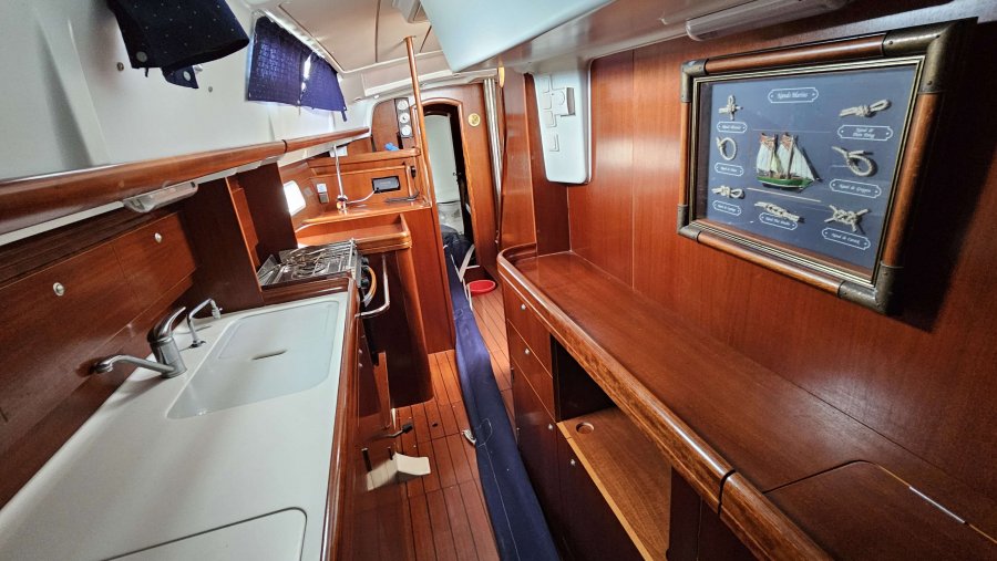 BENETEAU OCEANIS 42 CC - 16