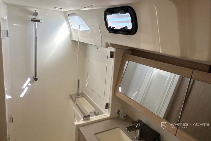 BENETEAU OCEANIS 51.1 - 38