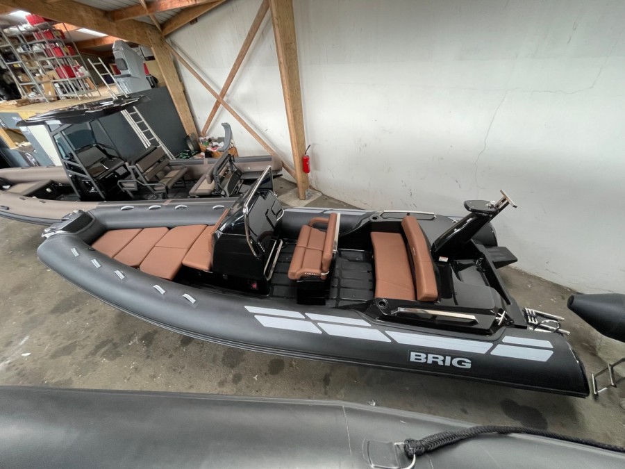 BRIG EAGLE 6.7 - 3