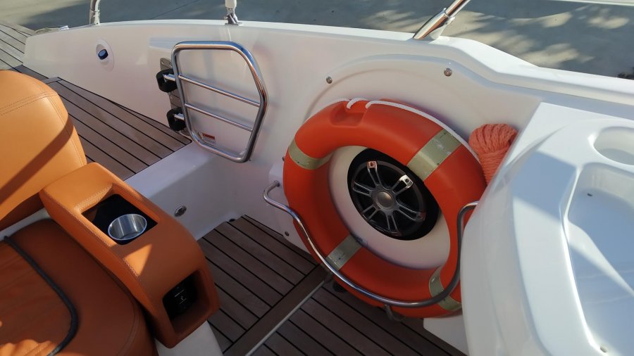 CRANCHI ENDURANCE 30 - 13