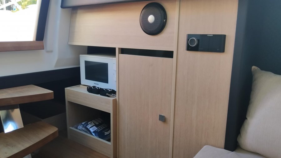 CRANCHI ENDURANCE 30 - 33