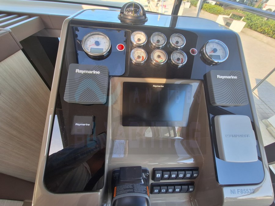 CRANCHI T 36 CROSSOVER - 8