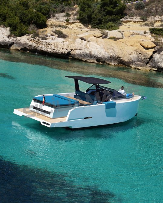 DE ANTONIO YACHTS D34 CRUISER - 2