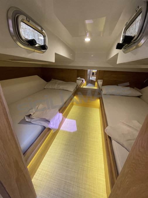 DE ANTONIO YACHTS D34 CRUISER - 7