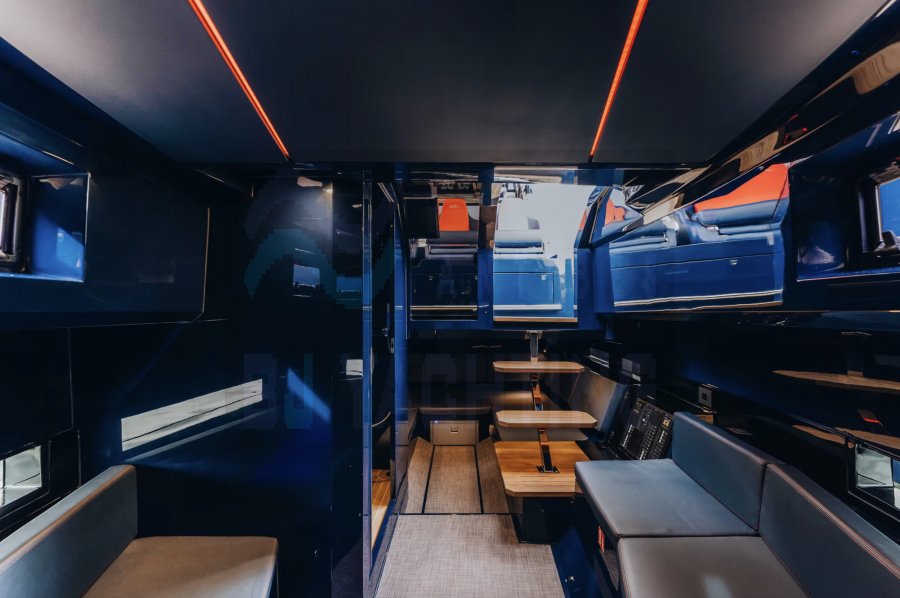 DE ANTONIO YACHTS D37 - 16