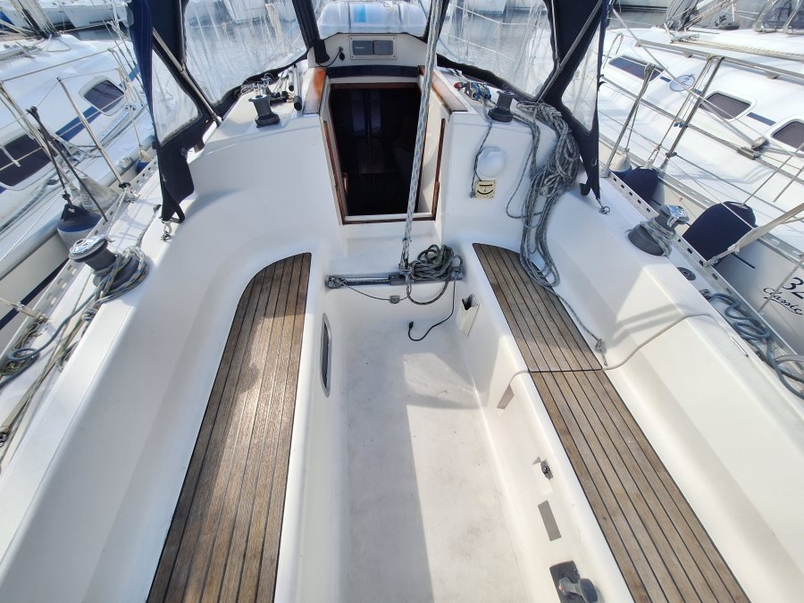DUFOUR 32 CLASSIC - 4
