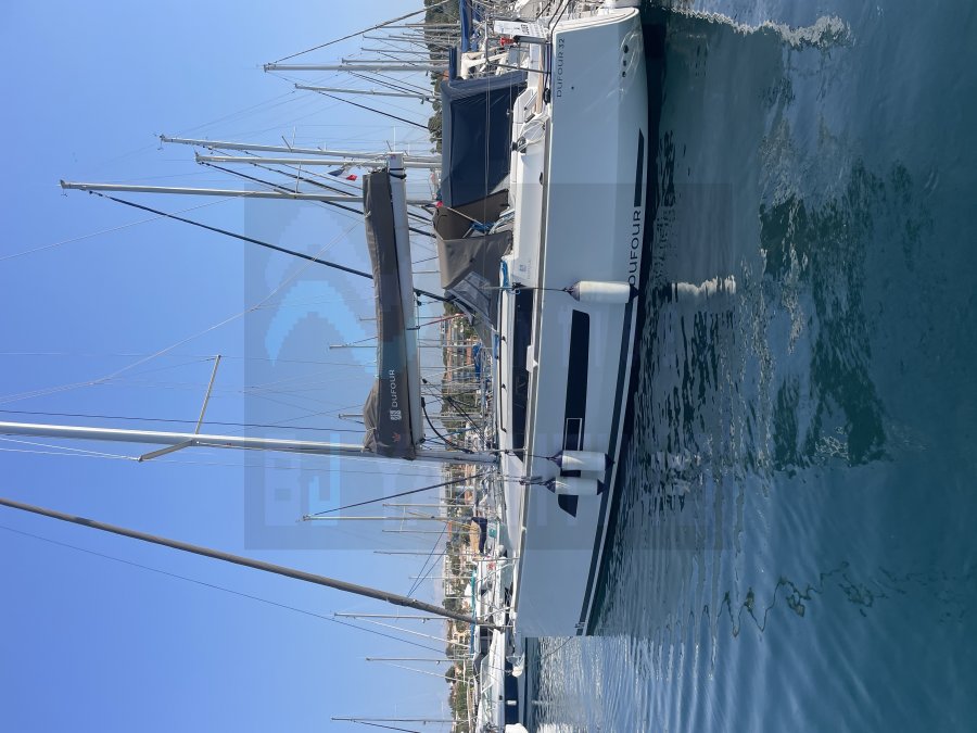 Dufour 32