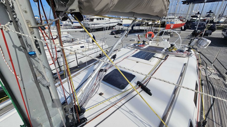 DUFOUR 44 PERFORMANCE - 8