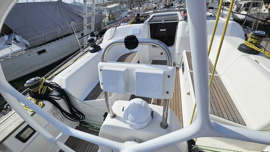 DUFOUR 44 PERFORMANCE - 9