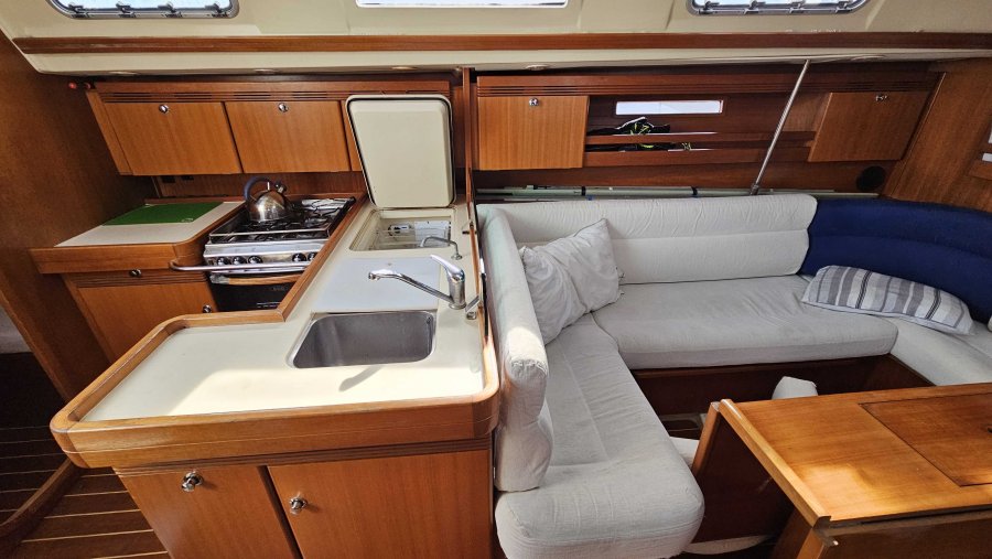 DUFOUR 44 PERFORMANCE - 13