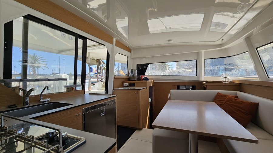EXCESS CATAMARANS 11 - 4