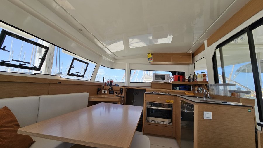 EXCESS CATAMARANS 11 - 8
