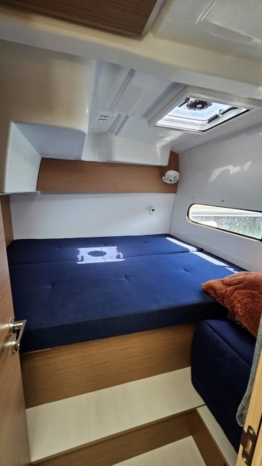EXCESS CATAMARANS 11 - 10