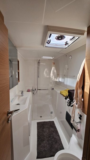 EXCESS CATAMARANS 11 - 12