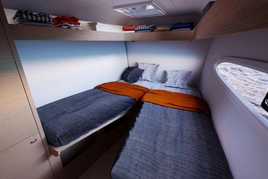 EXCESS CATAMARANS 14 - 7