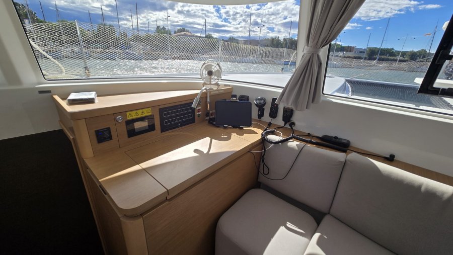 EXCESS CATAMARANS 14 - 10