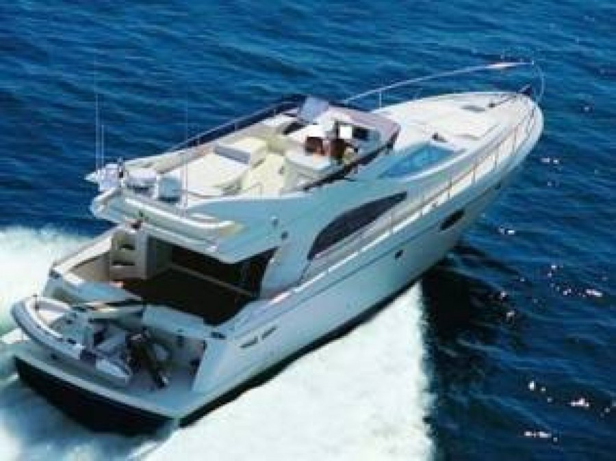 Ferretti 591