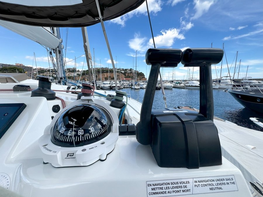 FOUNTAINE PAJOT HELIA 44 MAESTRO - 18