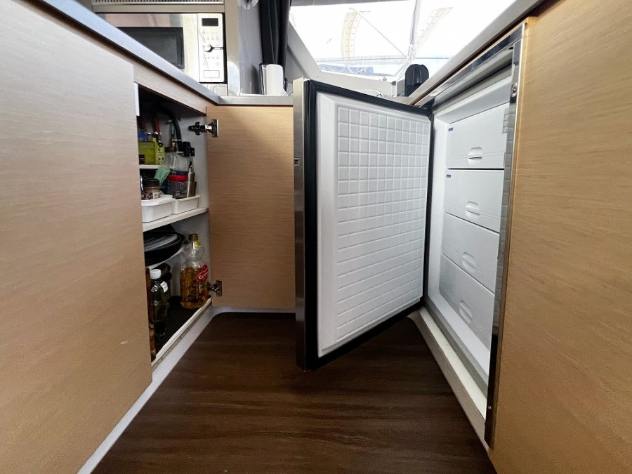 FOUNTAINE PAJOT HELIA 44 MAESTRO - 27