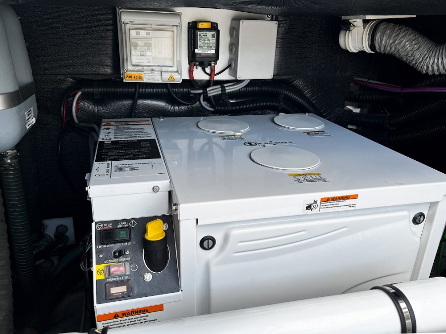 FOUNTAINE PAJOT HELIA 44 MAESTRO - 40