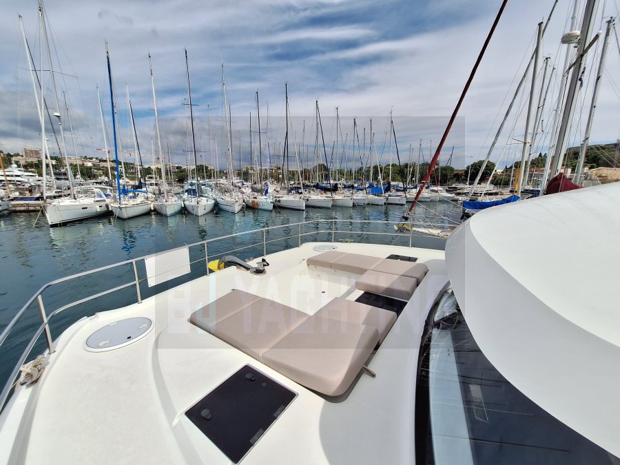 FOUNTAINE PAJOT MY 6 - 5