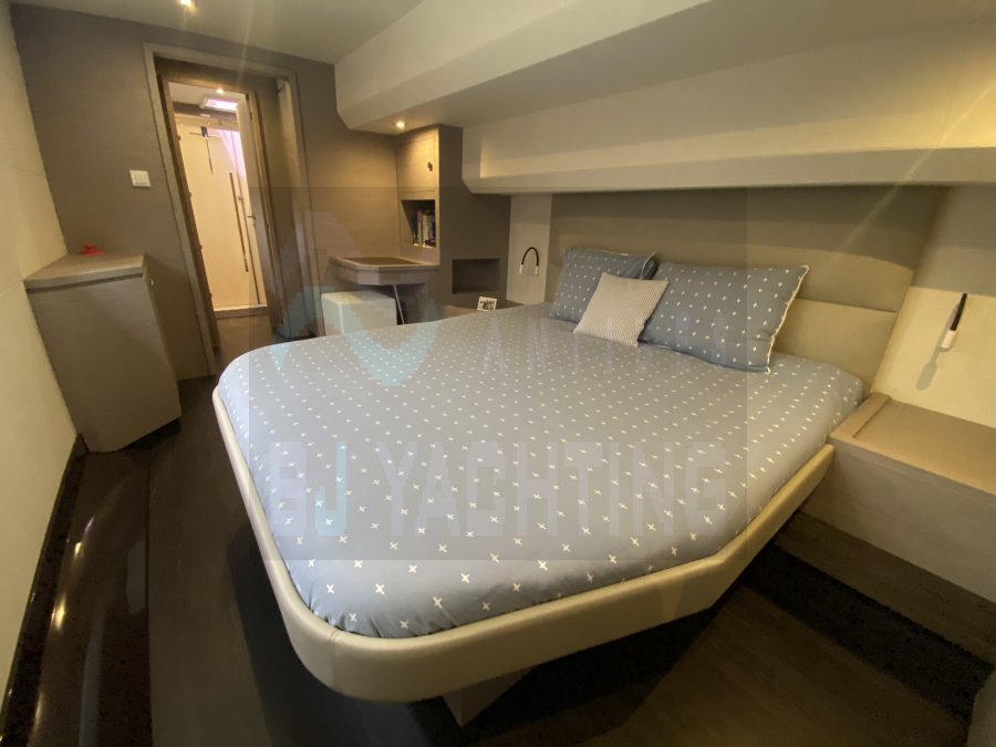 FOUNTAINE PAJOT MY 6 - 28