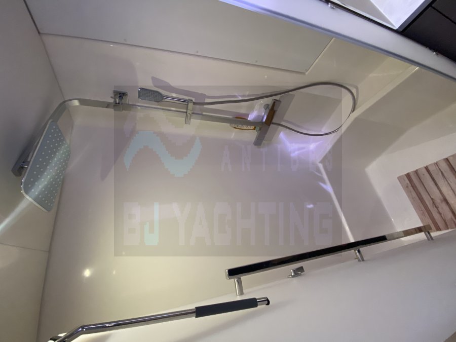 FOUNTAINE PAJOT MY 6 - 32