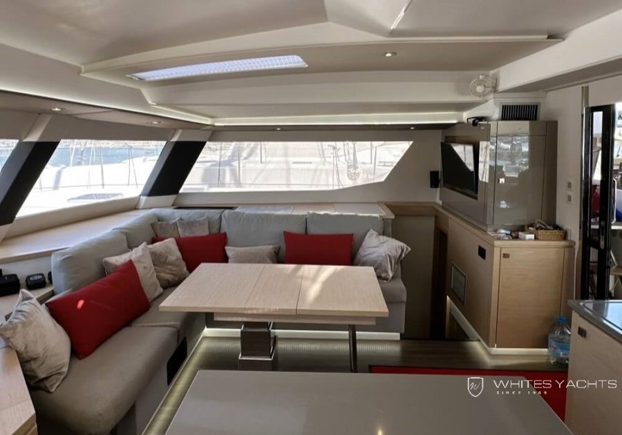 FOUNTAINE PAJOT SABA 50 - 19