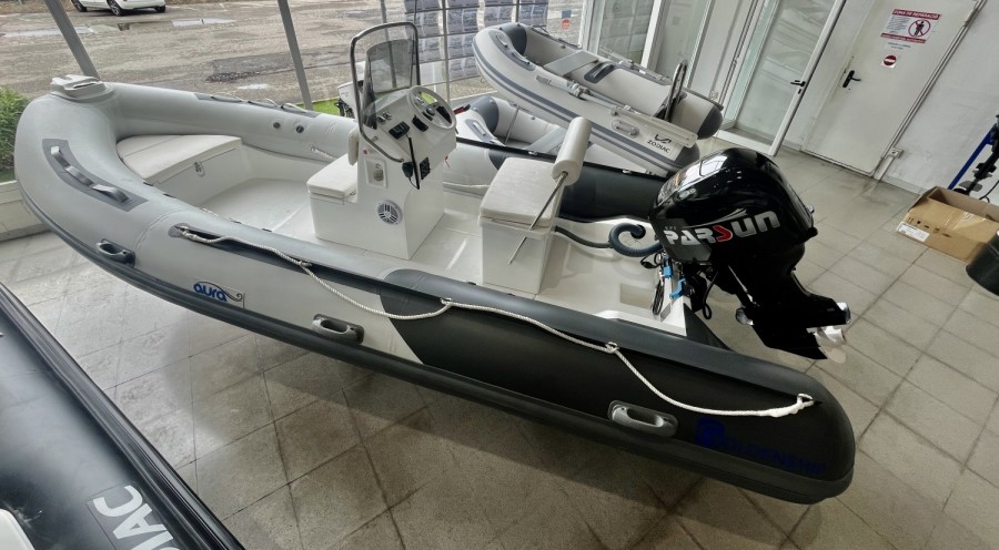GOLDENSHIP AURA 520 - 1