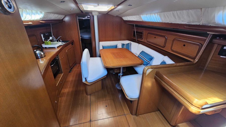 Grand Soleil 43
