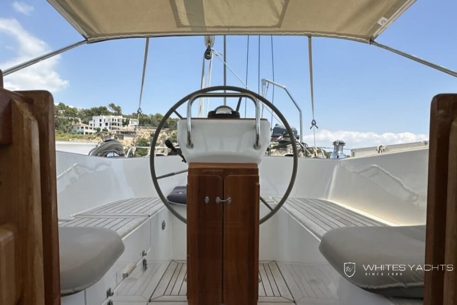 HALLBERG RASSY 43 - 7