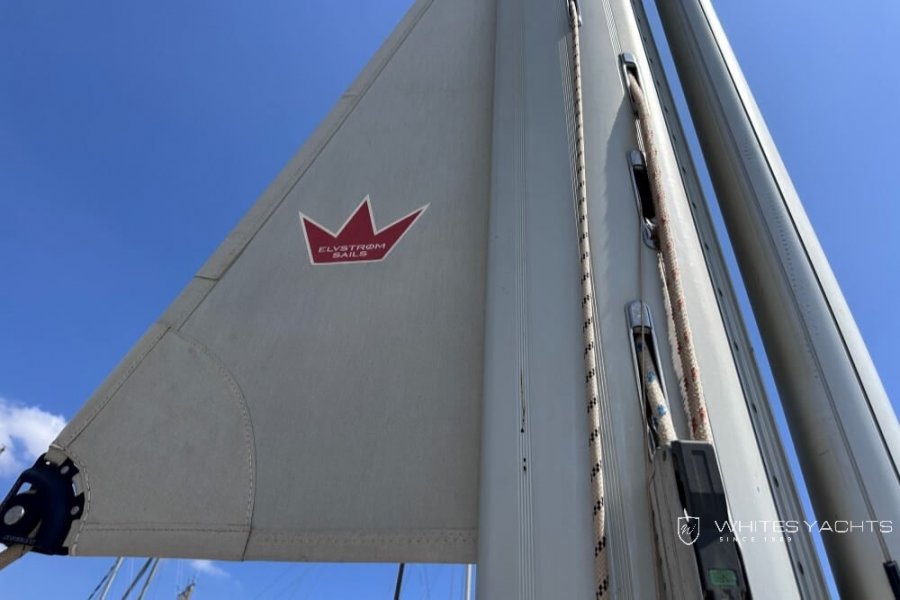 HALLBERG RASSY 43 - 15