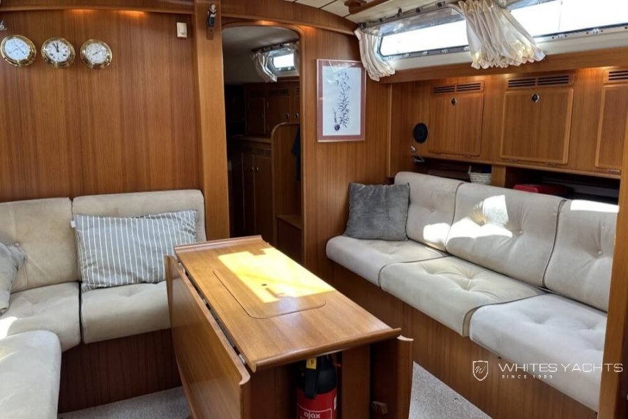 HALLBERG RASSY 43 - 18