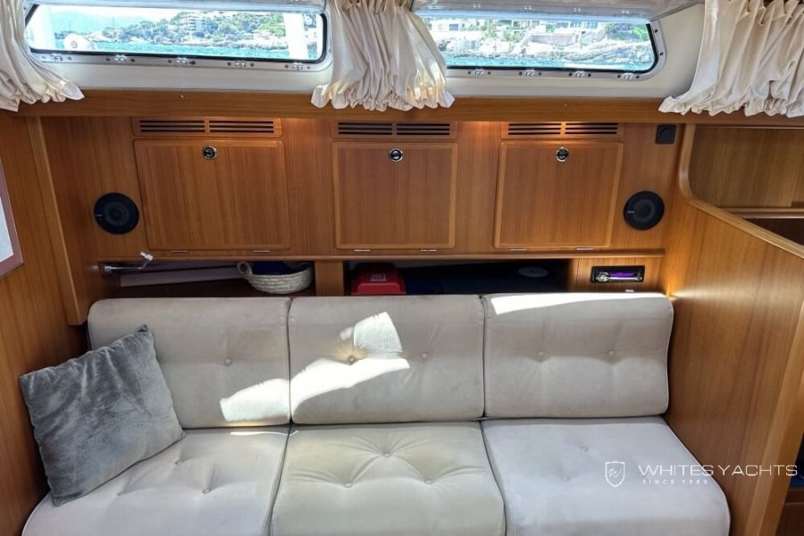 HALLBERG RASSY 43 - 21