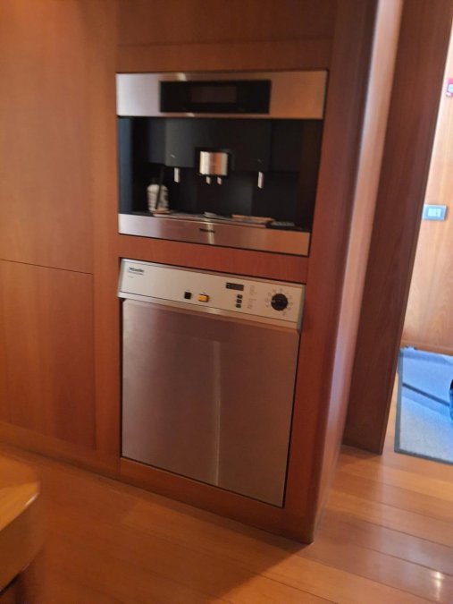 HEESEN 458 GT - 38