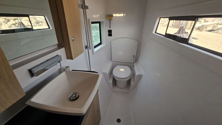 INDIGO YACHT AVENTURA 34 - 39