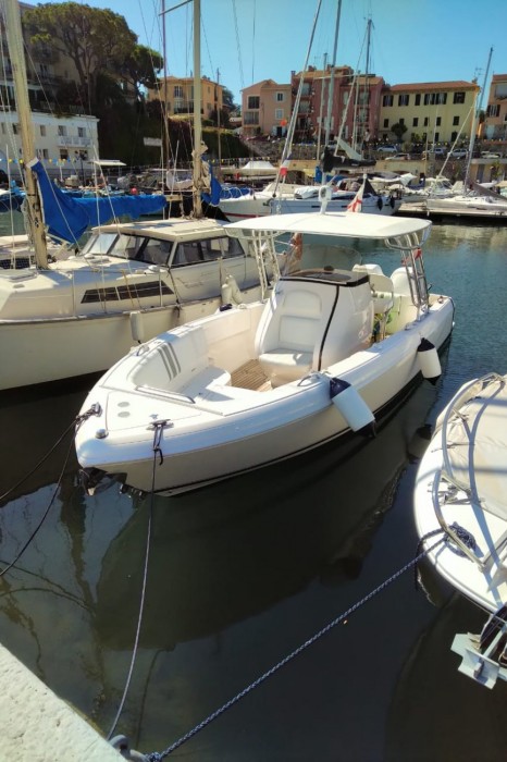 Intrepid Miami 245 CC