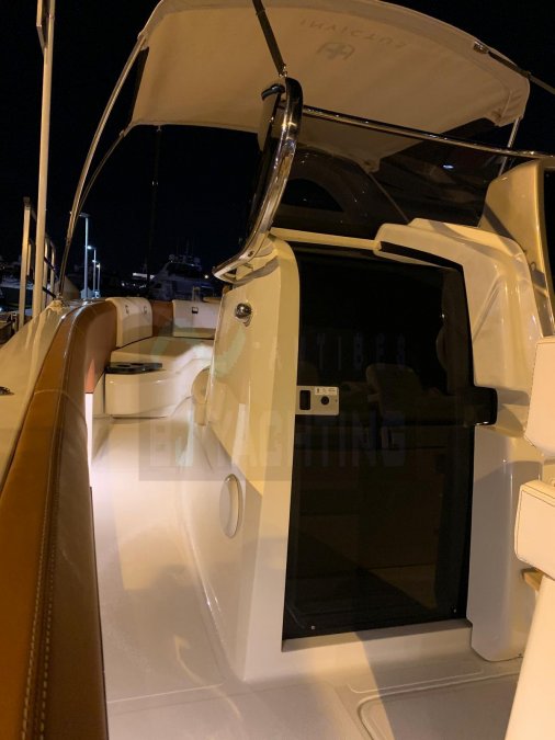INVICTUS 270 FX - 18