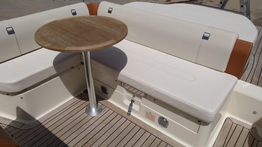 INVICTUS 280 CX - 9