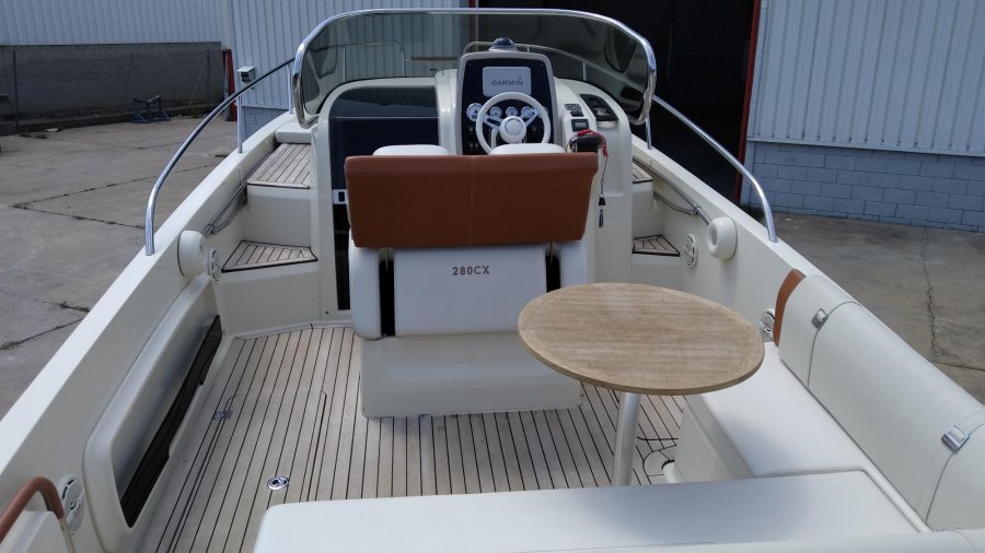 INVICTUS 280 CX - 11
