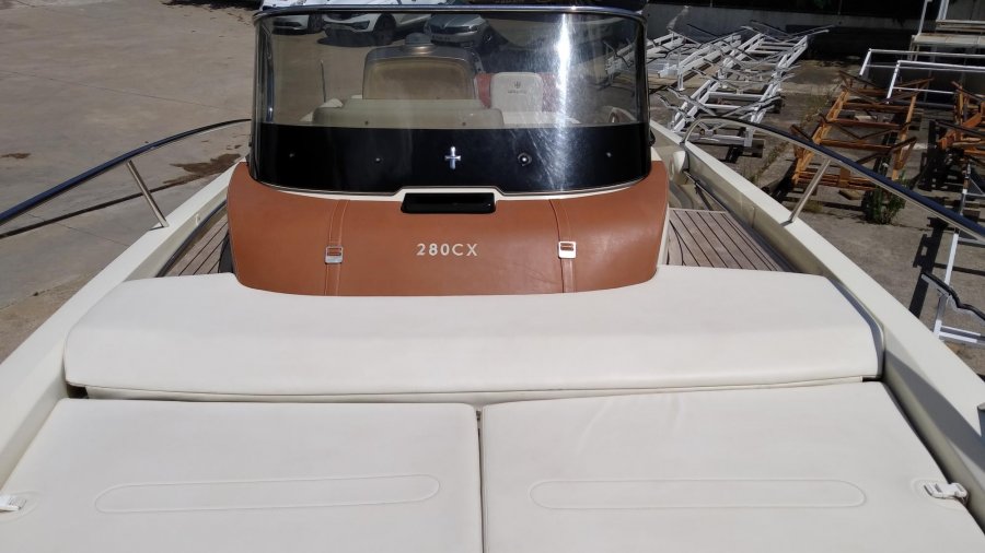 INVICTUS 280 CX - 24