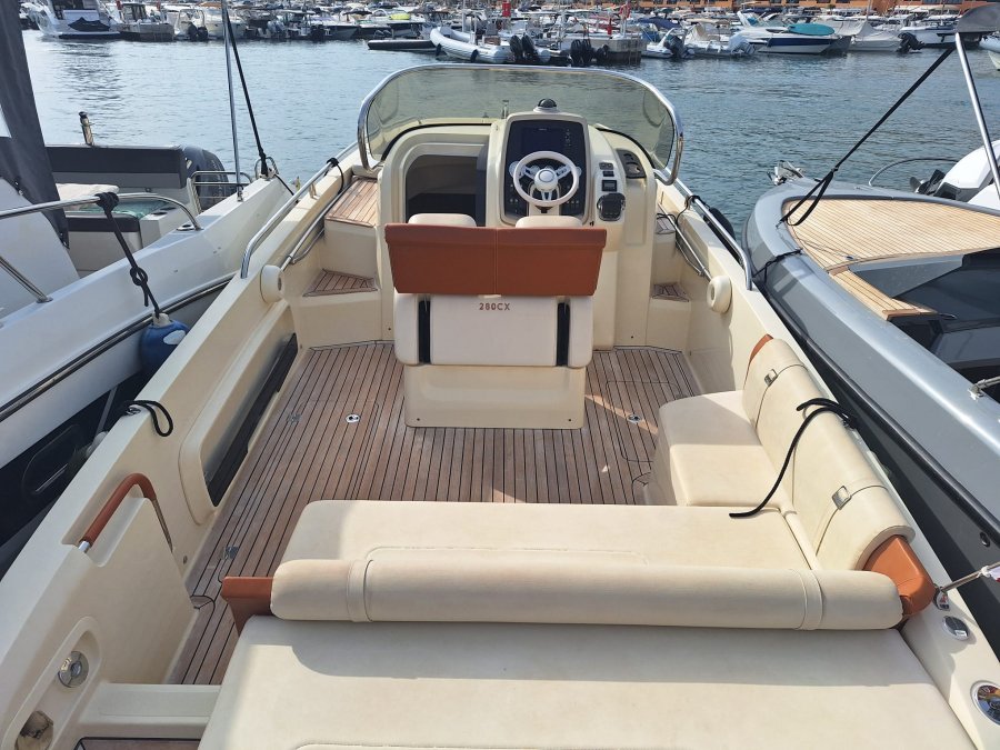 INVICTUS 280 CX - 7