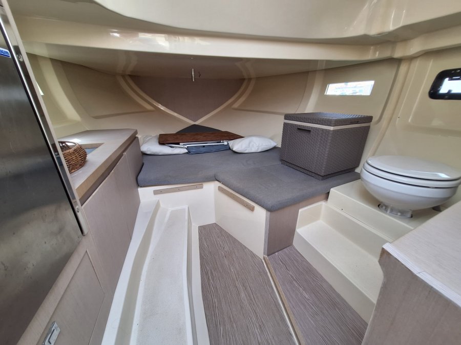 INVICTUS 280 CX - 11