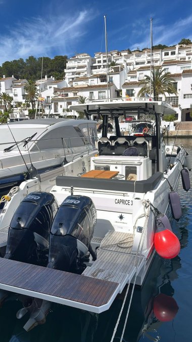 Jeanneau Cap Camarat 10.5 CC