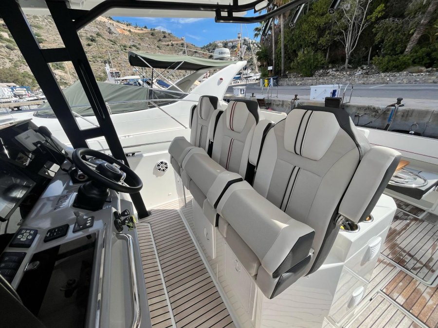 JEANNEAU CAP CAMARAT 10.5 CC - 10