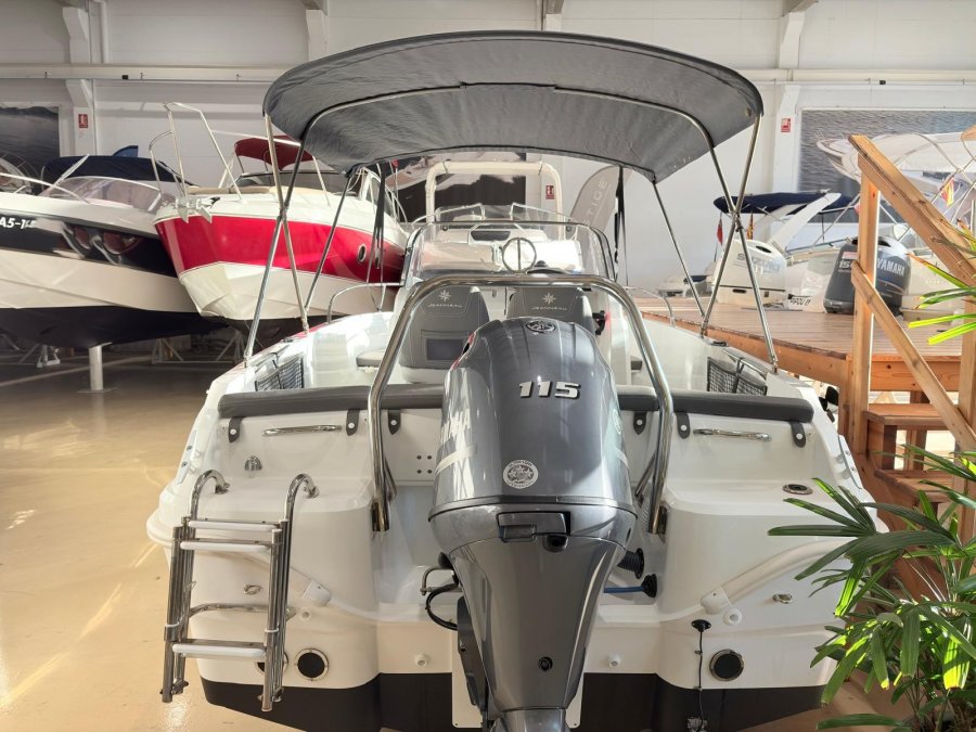 JEANNEAU CAP CAMARAT 5.5 CC - 2