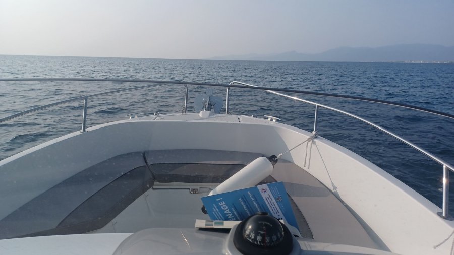 JEANNEAU CAP CAMARAT 6.5 CC SERIE 3 - 4